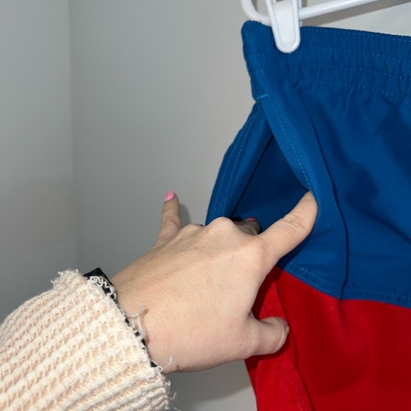 Chubbies Swim Trunks size large red white and blue - Picture 6 of 12